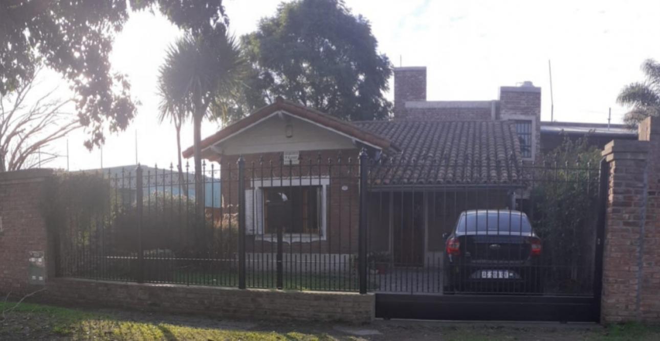 Hermosa Vivienda sobre Industria en Excelente Ubicación, Gle