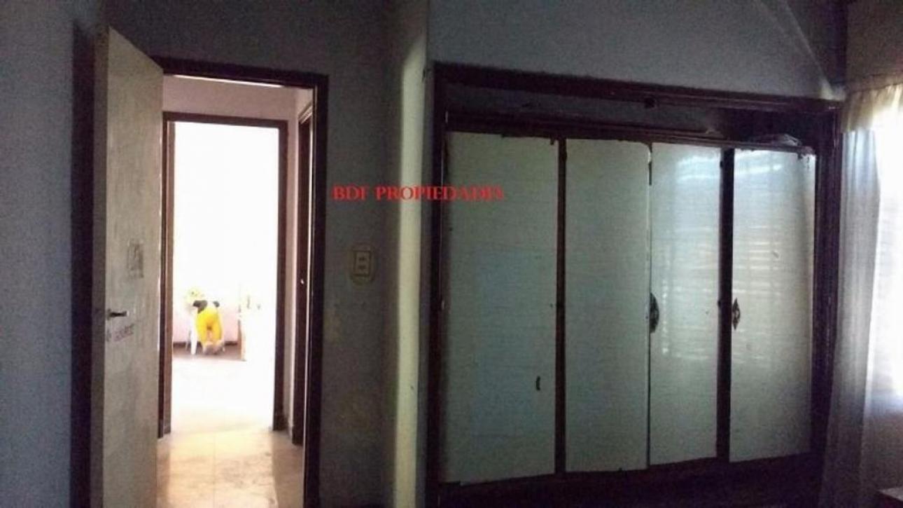 DEPARTAMENTO DE TRES AMBIENTES- 86 MTS.