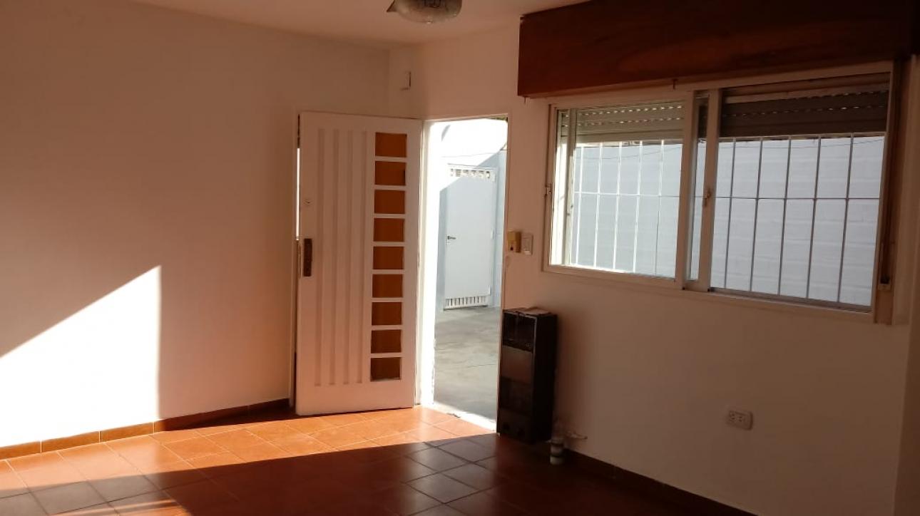 PH 2 AMBIENTES CON PATIO EN VILLA BALLESTER