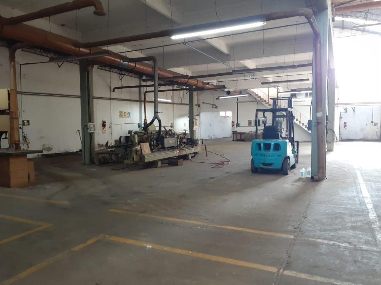 GALPON 1450 m2 A MTS EVA PERON