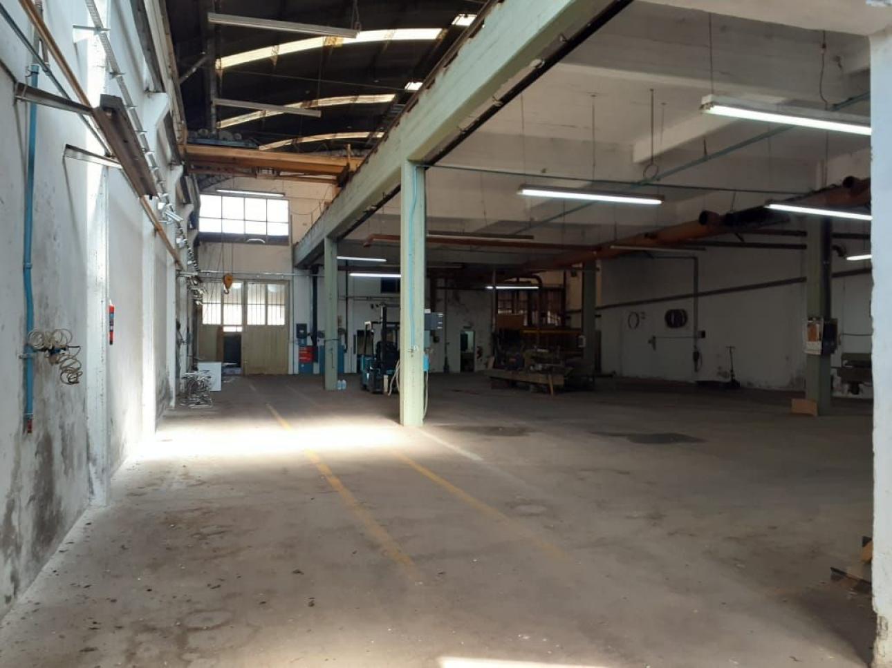 GALPON 1450 m2 A MTS EVA PERON