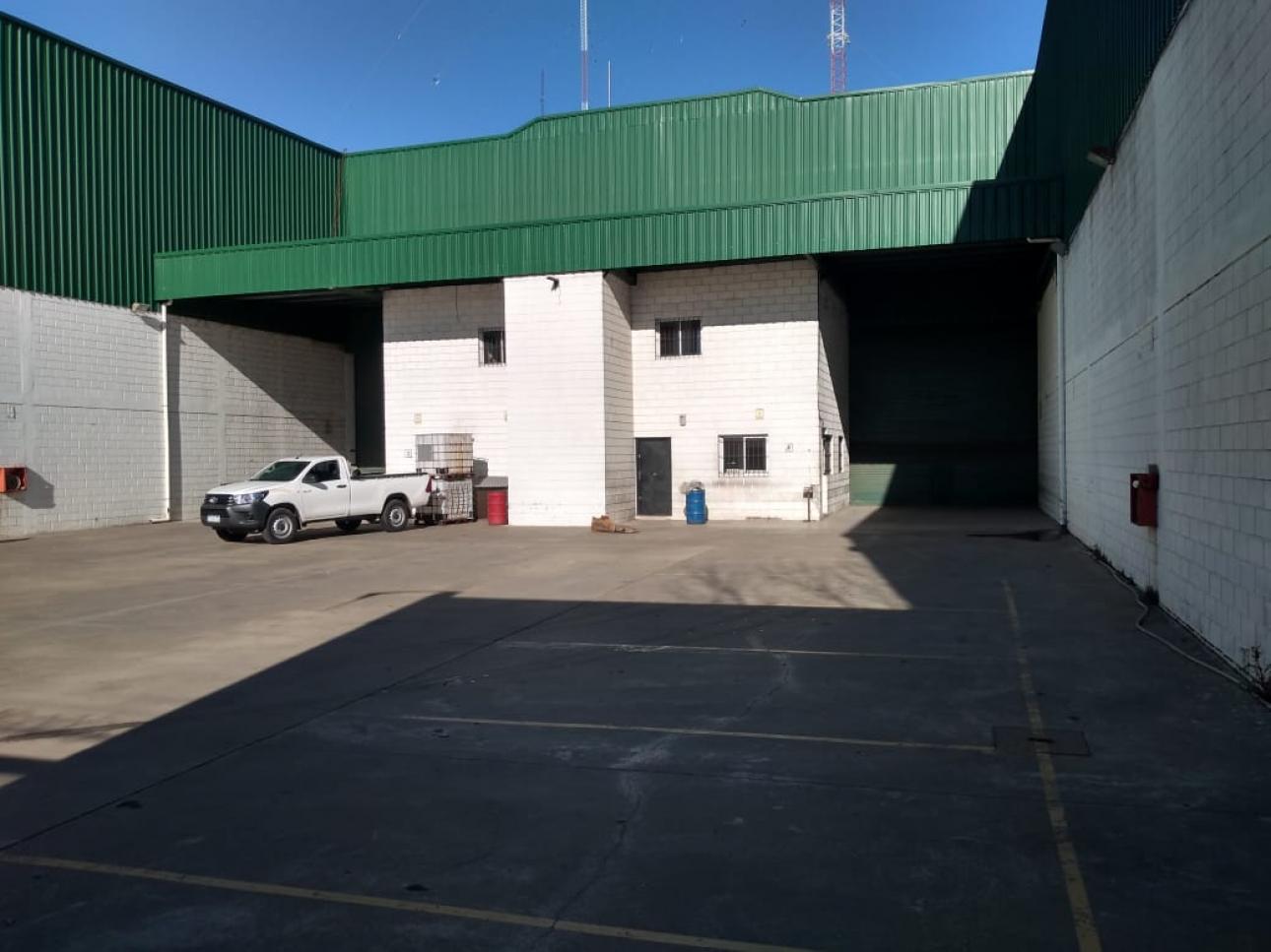 PLANTA INDUSTRIAL 4200 m2 CUB / 800 m2 LIBRES