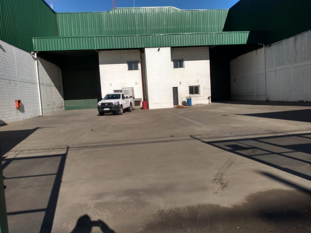 PLANTA INDUSTRIAL 4200 m2 CUB / 800 m2 LIBRES