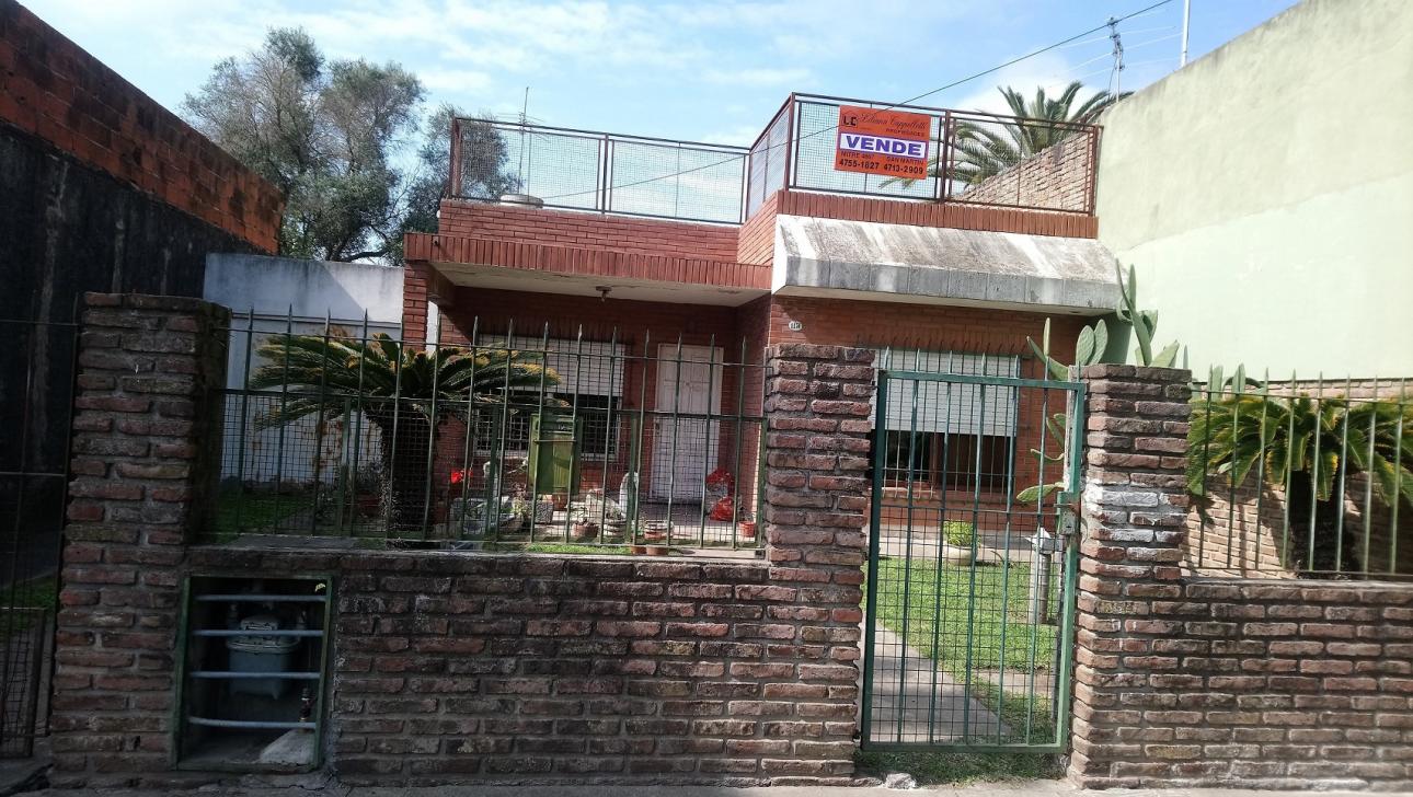 VC315 - Venta - Casa 3 amb - Calle Ituzaingó