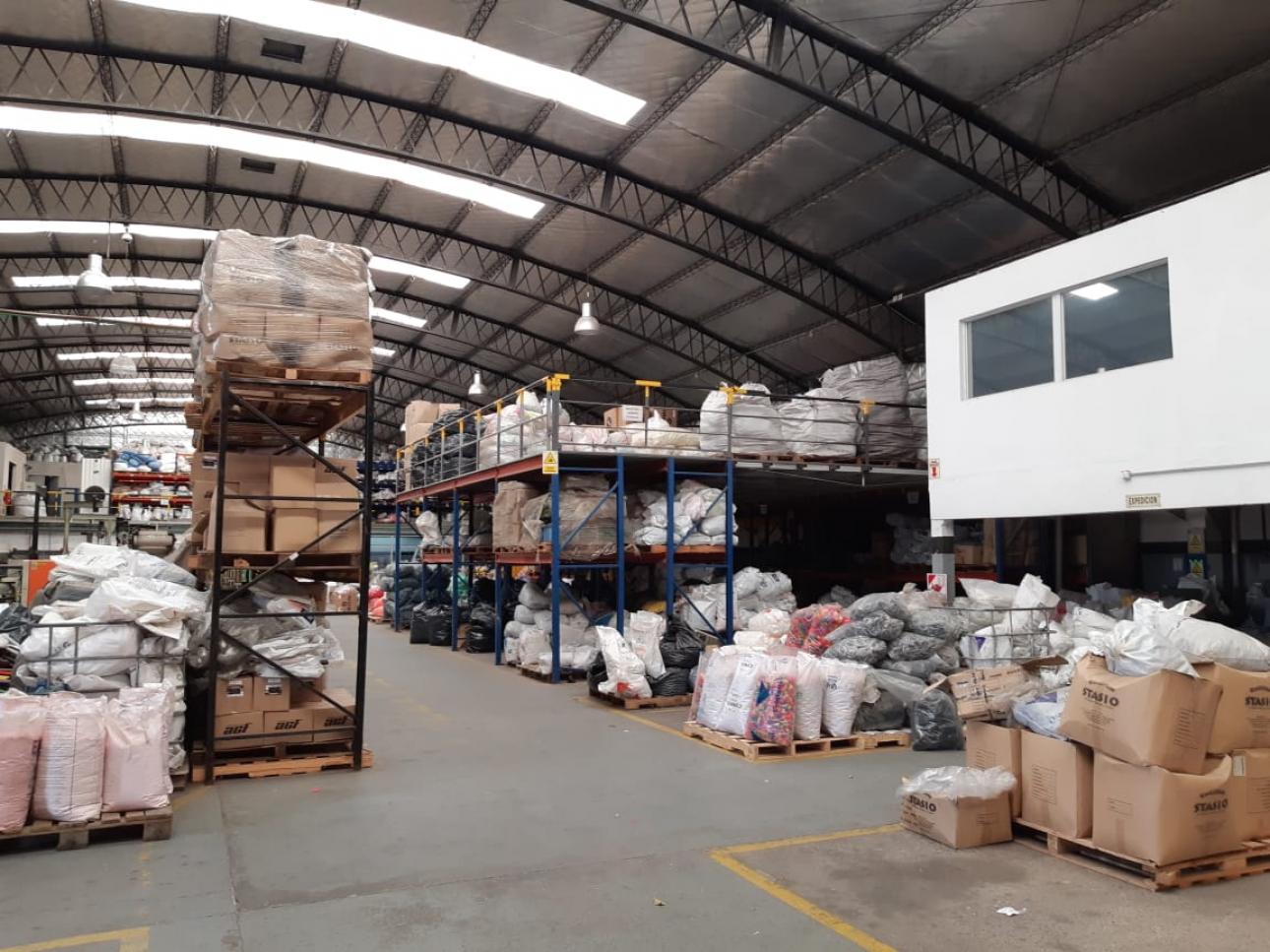 EXCELENTE PLANTA INDUSTRIAL 3.175 M2 CUBIERTOS  Y 460 LIBRES