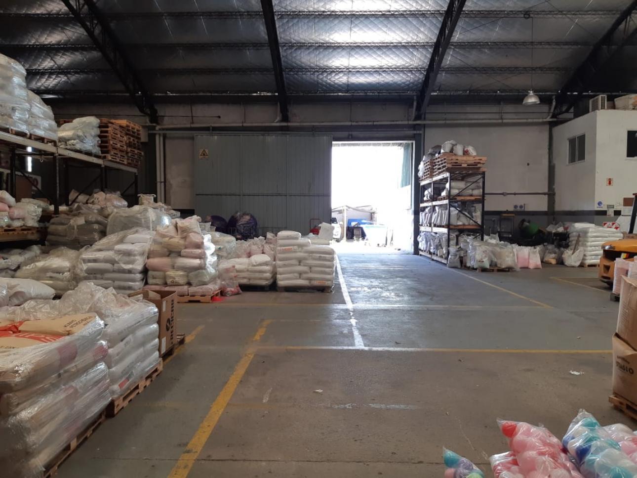 EXCELENTE PLANTA INDUSTRIAL 3.175 M2 CUBIERTOS  Y 460 LIBRES
