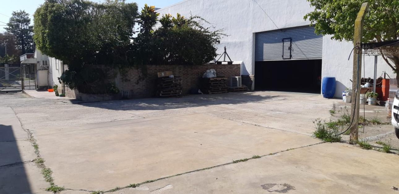 EXCELENTE PLANTA INDUSTRIAL 3.175 M2 CUBIERTOS  Y 460 LIBRES
