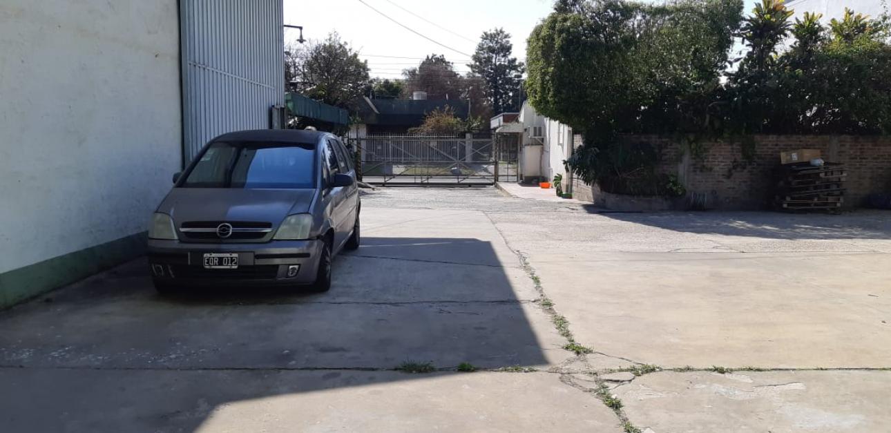 EXCELENTE PLANTA INDUSTRIAL 3.175 M2 CUBIERTOS  Y 460 LIBRES