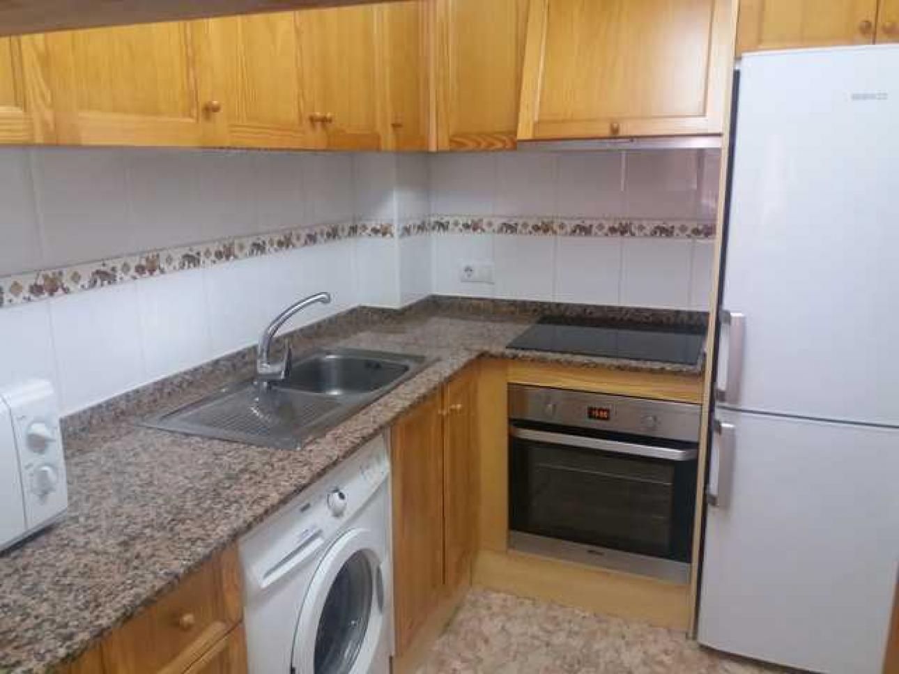 AGENCIA ORIOLANA DE ALQUILER, Alquiler de Departamento en    Torrevieja Foto6 