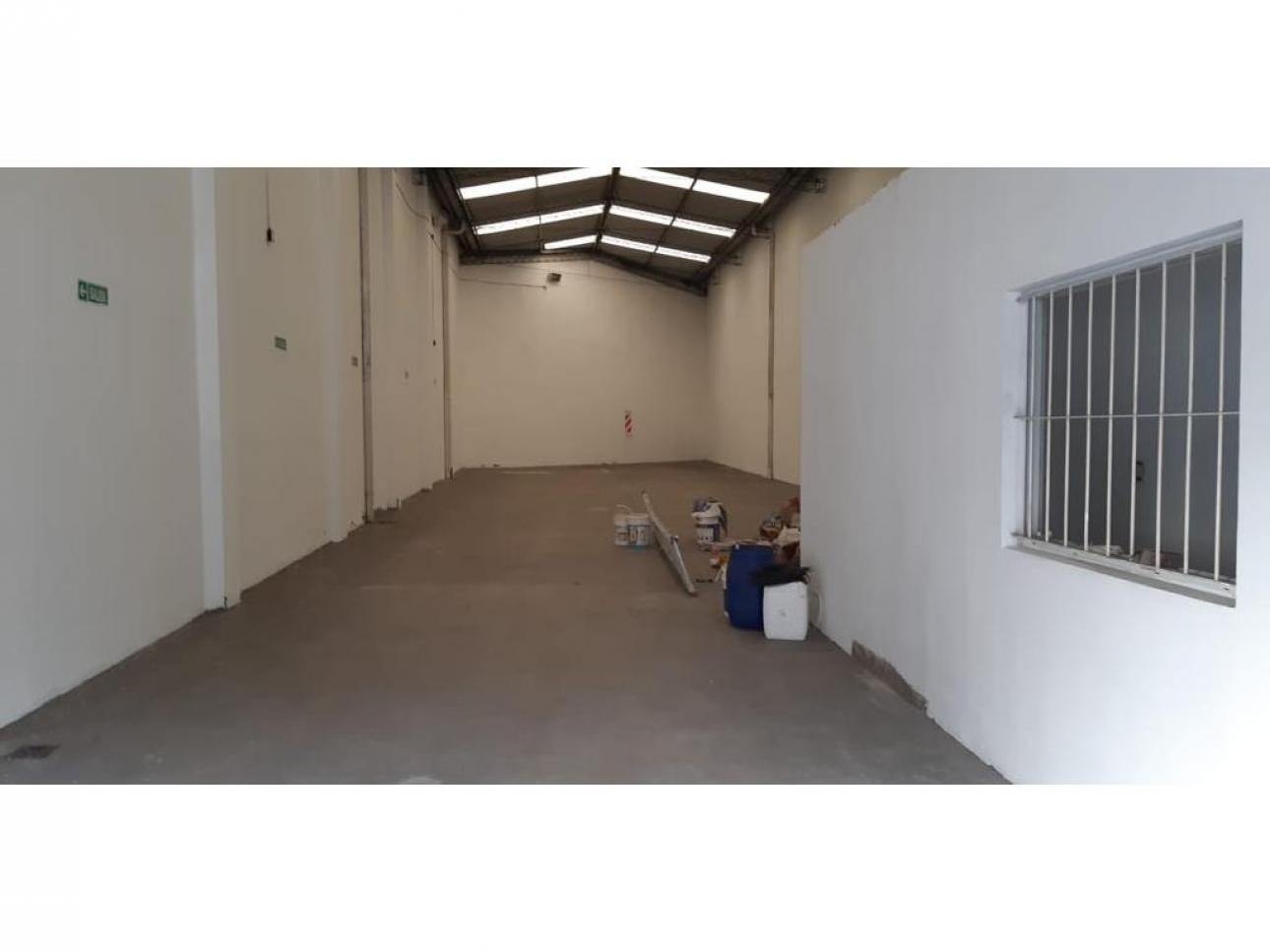 GALPON EN ALQUILER 307 m2