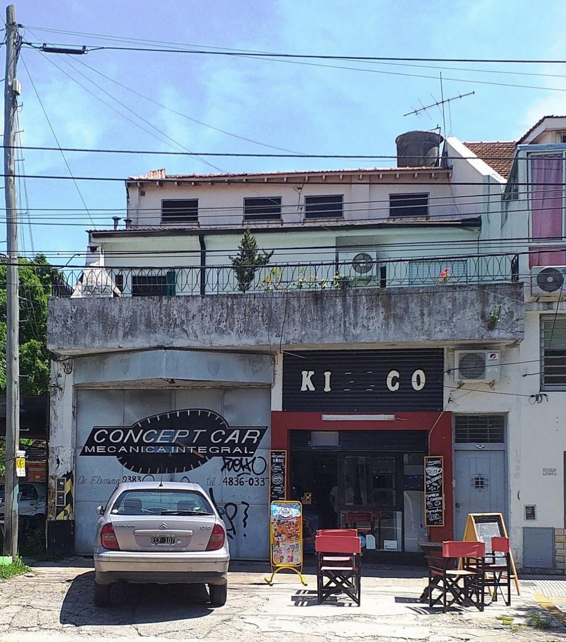 Venta en Block 2 Locales Más Departamento de 4 Ambientes en