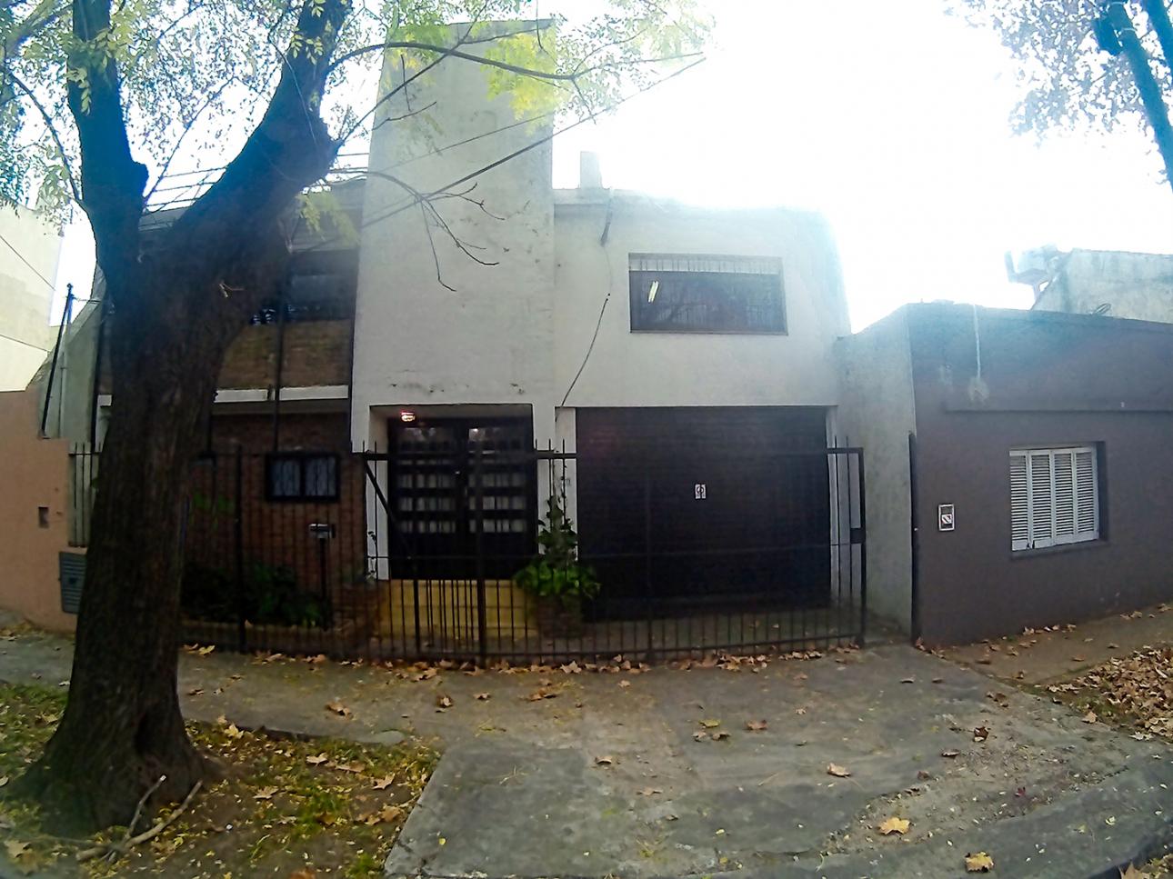 Galpon en Villa Ballester con oficinas
