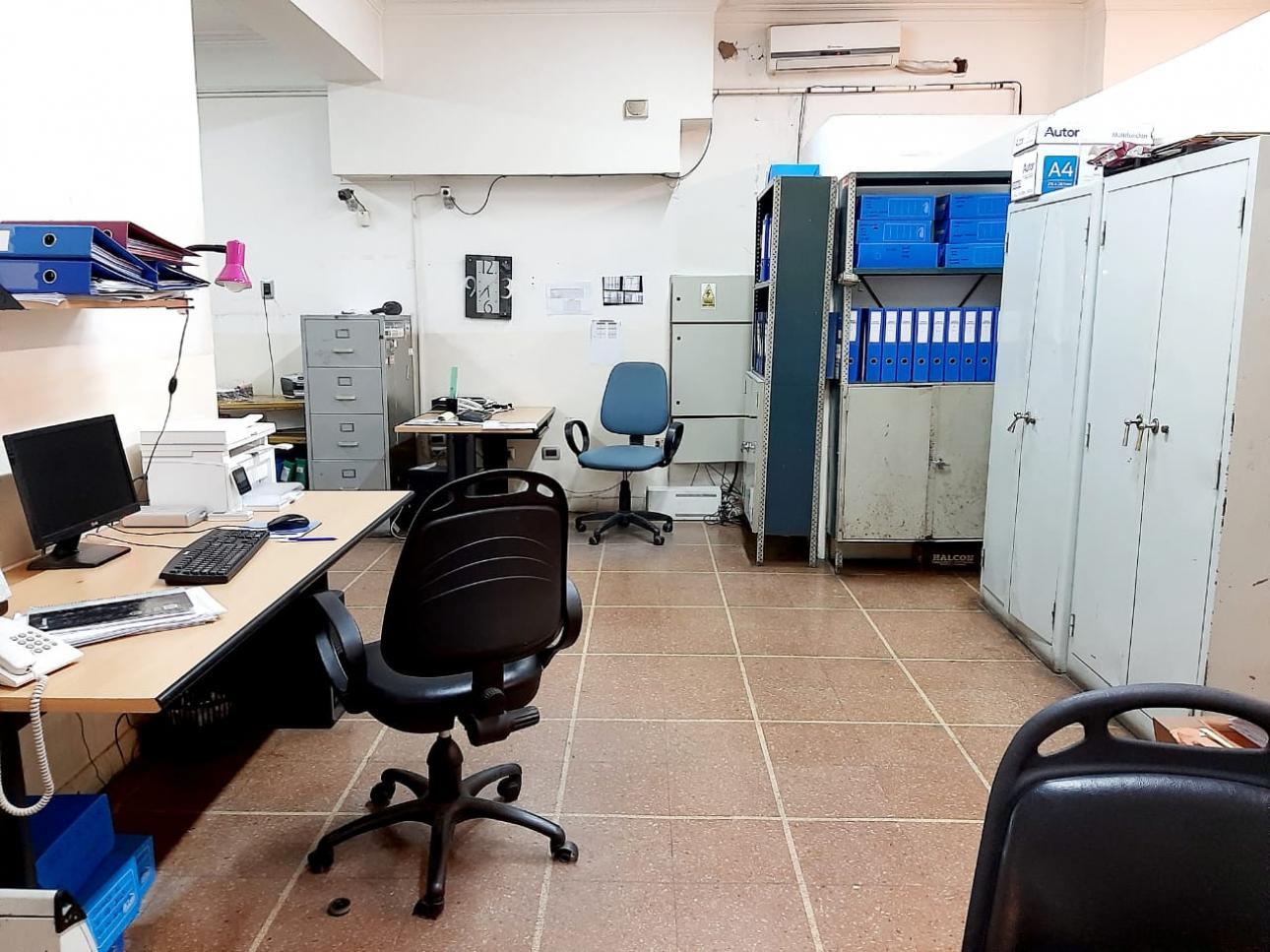 GALPON 3400 m2 C/ SALIDA A DOS CALLES