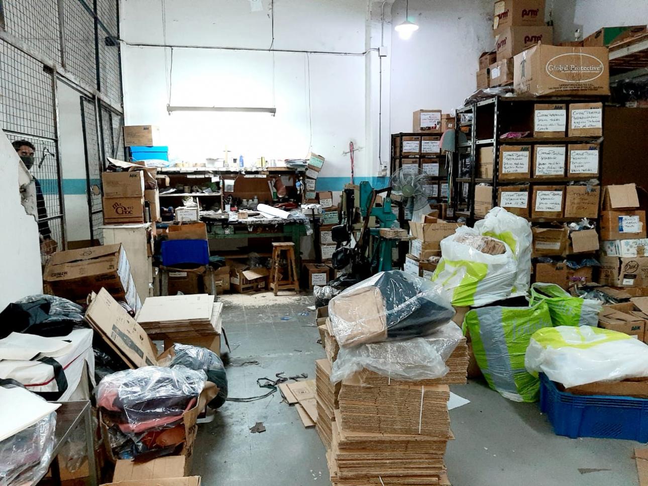 895 m2 FABRICA TEXTIL DE CONFECCIÓN TOTALMENTE INSTALADA