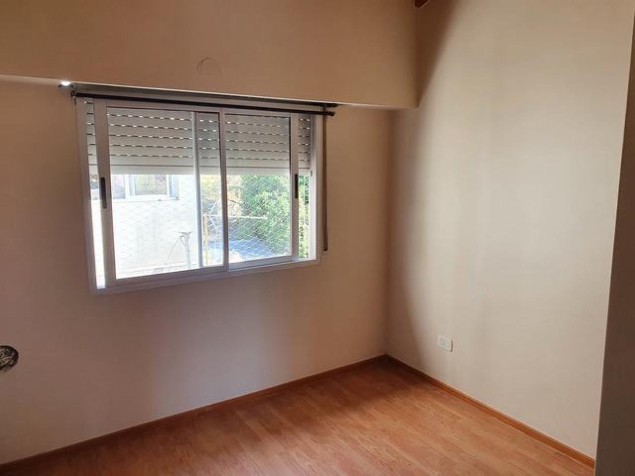 DEPARTAMENTO 3 AMB C/BALCON VILLA BOSCH sin expensas