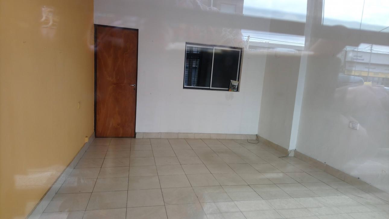 ALO18 - ALQUILER - LOCAL 25 mts