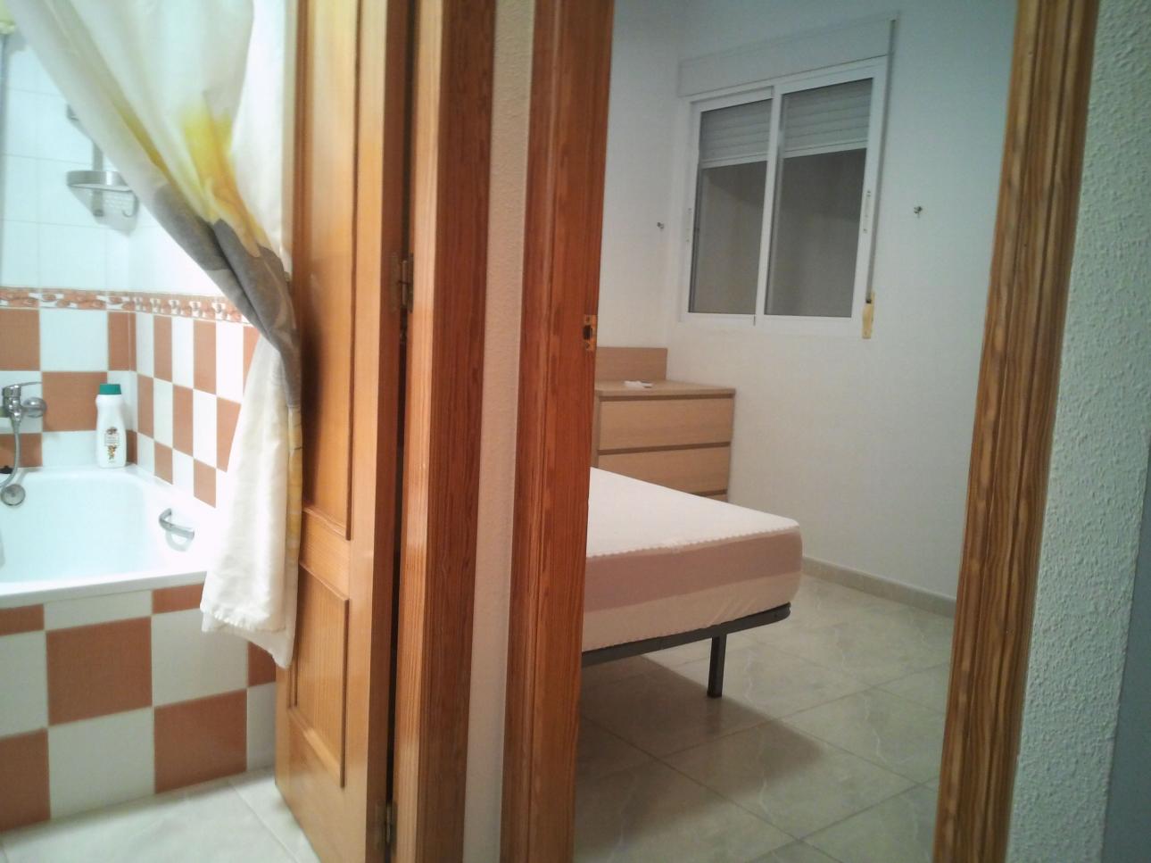AGENCIA ORIOLANA DE ALQUILER, Alquiler de Departamento en    Orihuela Foto9 