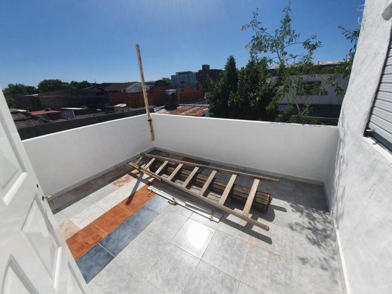 DEPARTAMENTO 2 AMB CON PATIO SAN MARTIN