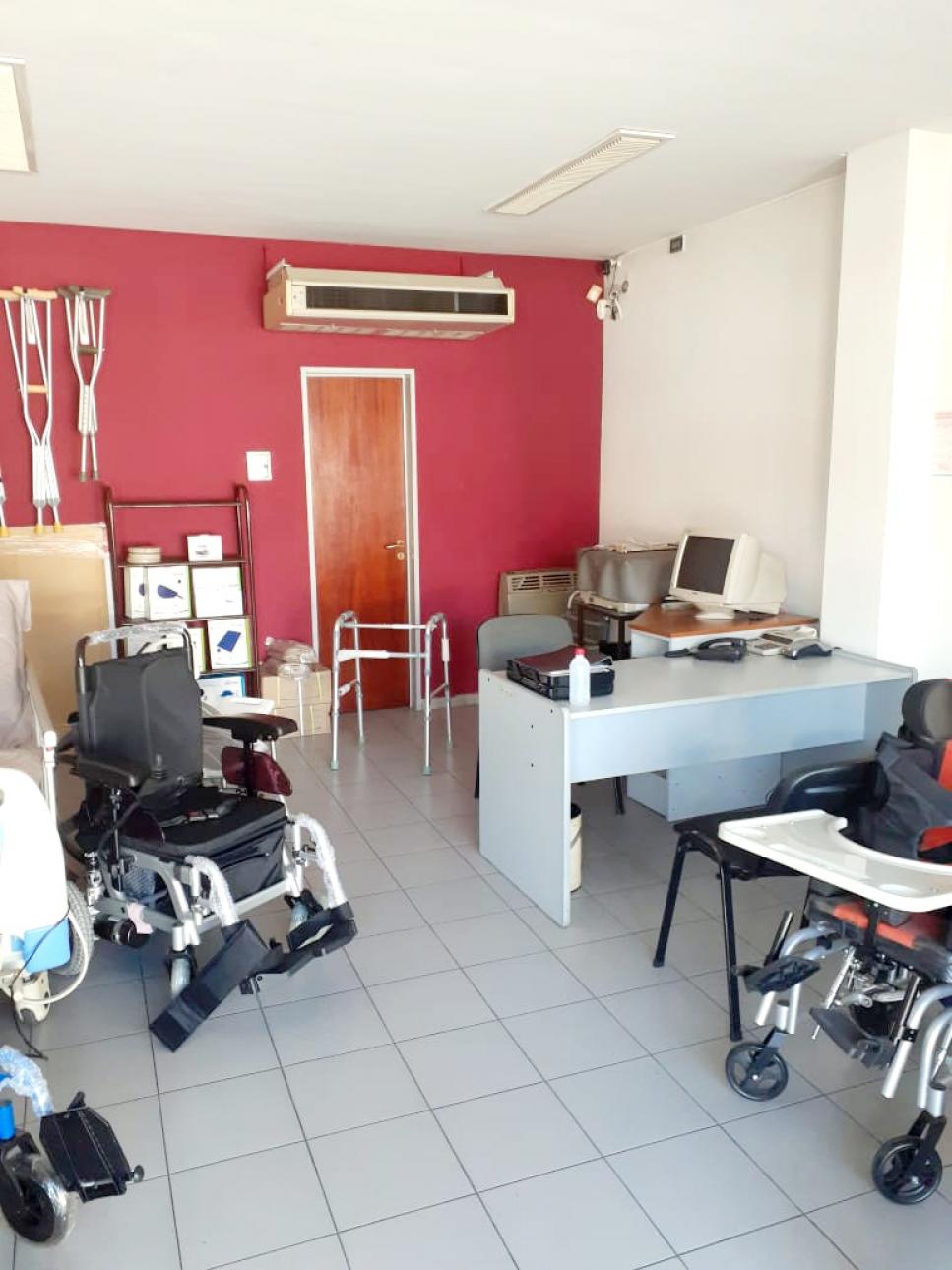 GALPON 1100 m2 CUBIERTOS
