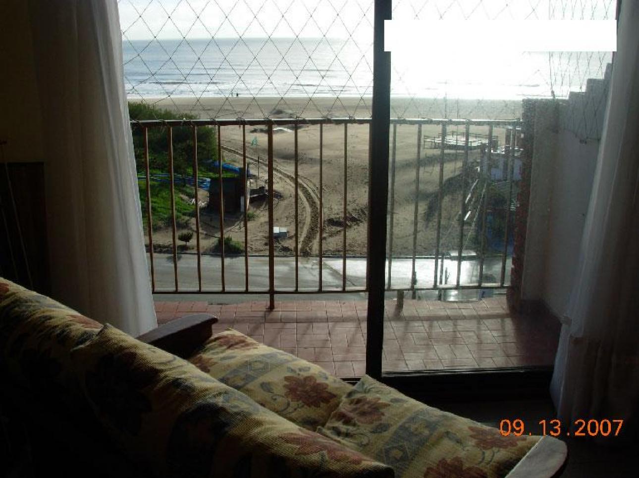 Alquiler Temporal de Departamento 3 ambientes en San Clemente del Tuyú 