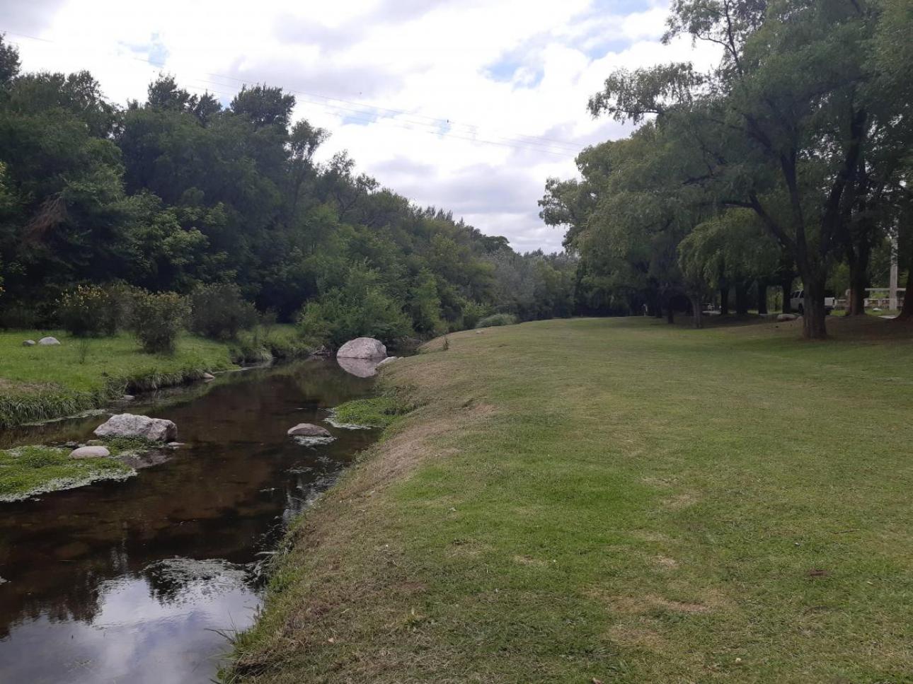 2 Exelentes Terrenos Frentistas Al Río Dolores / San Esteban