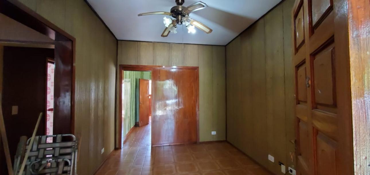 Excelente Vivienda sobre Roldan 515, Glew