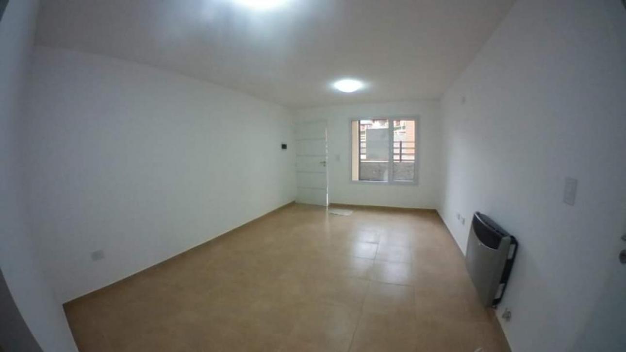 PH. UN DORMITORIO C/PATIO
