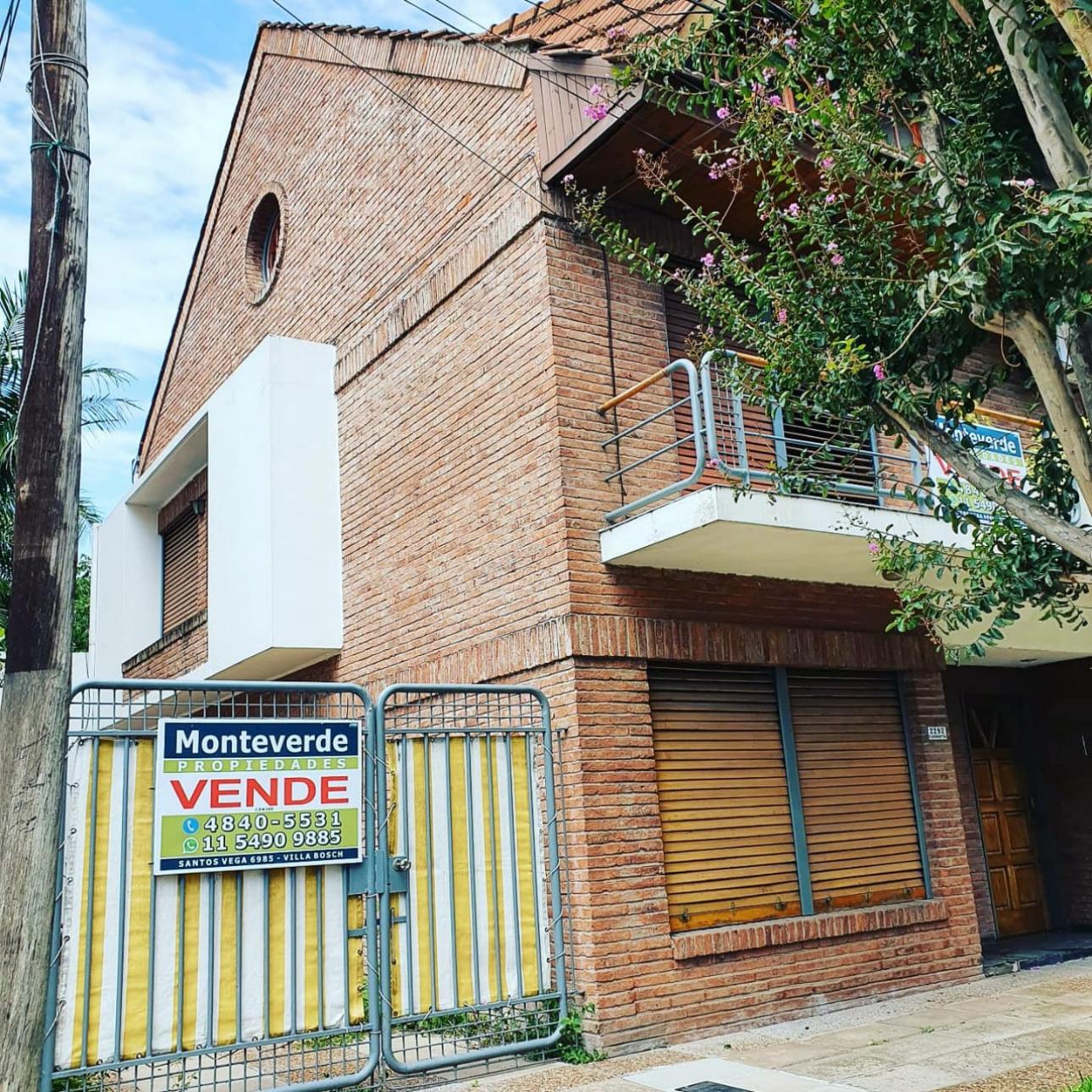 DUPLEX