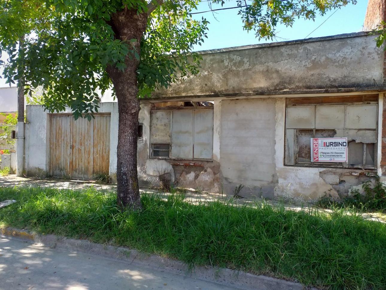 VENTA - CASA A REFACCIONAR EN LA CIUDAD DE CASTELLI
