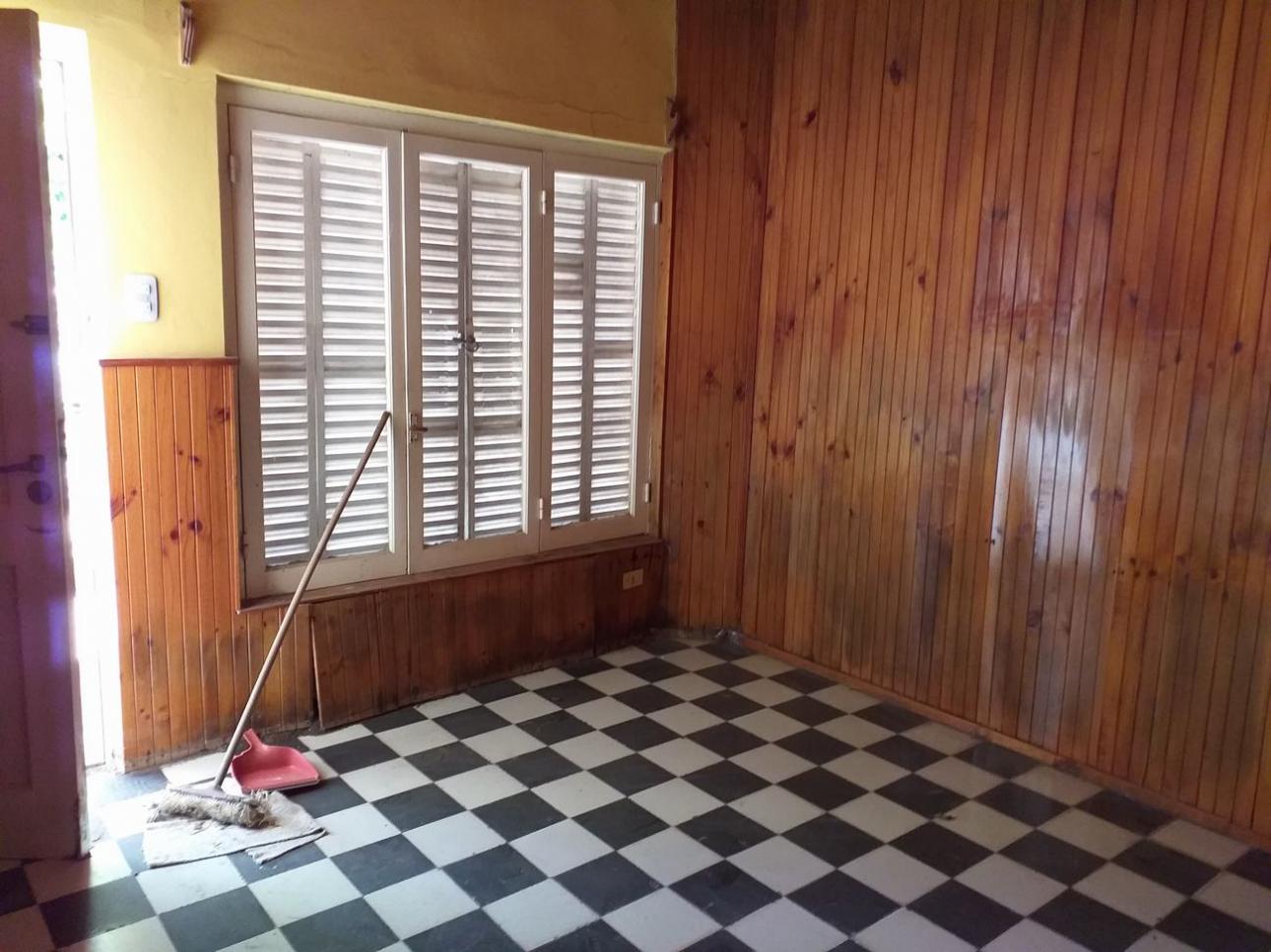 VENTA - CASA A REFACCIONAR EN LA CIUDAD DE CASTELLI