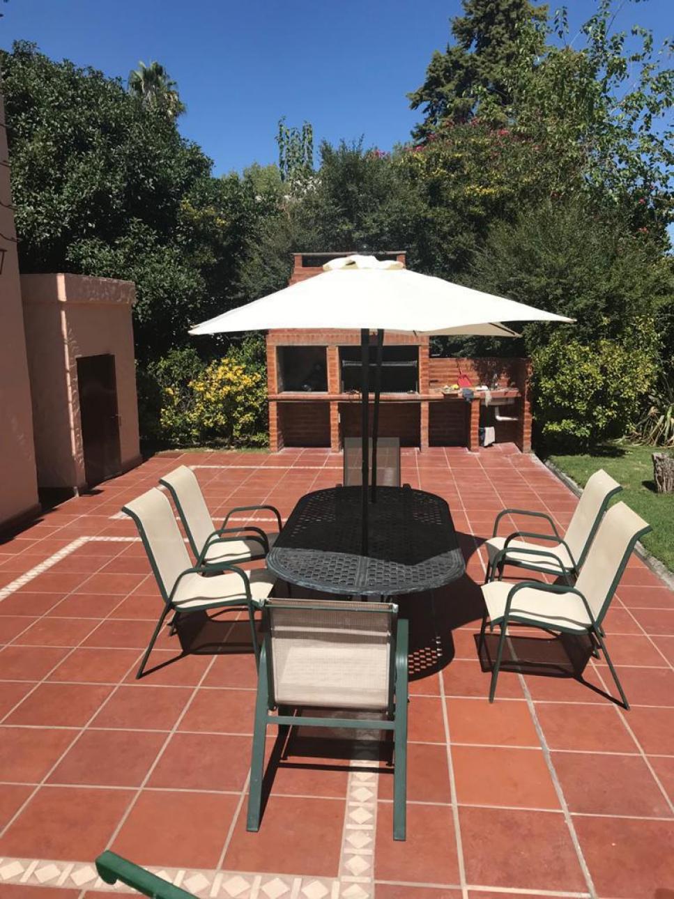 CASA DE 4 AMB.COUNTRY GOLFERS PILAR