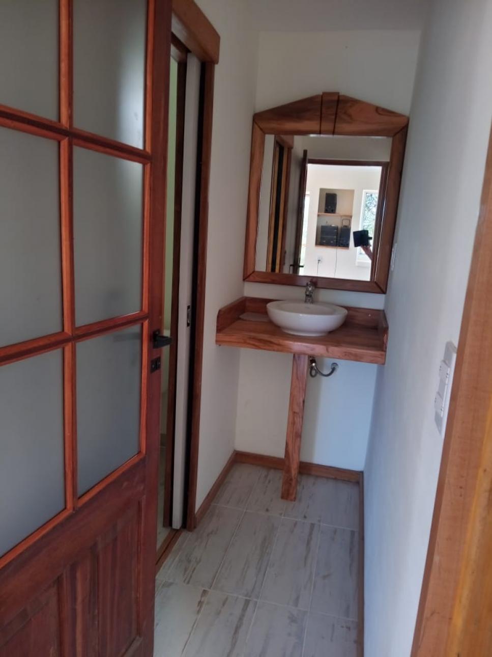 Hermosa Casa a estrenar en Barranca de los Loros, Traslasier