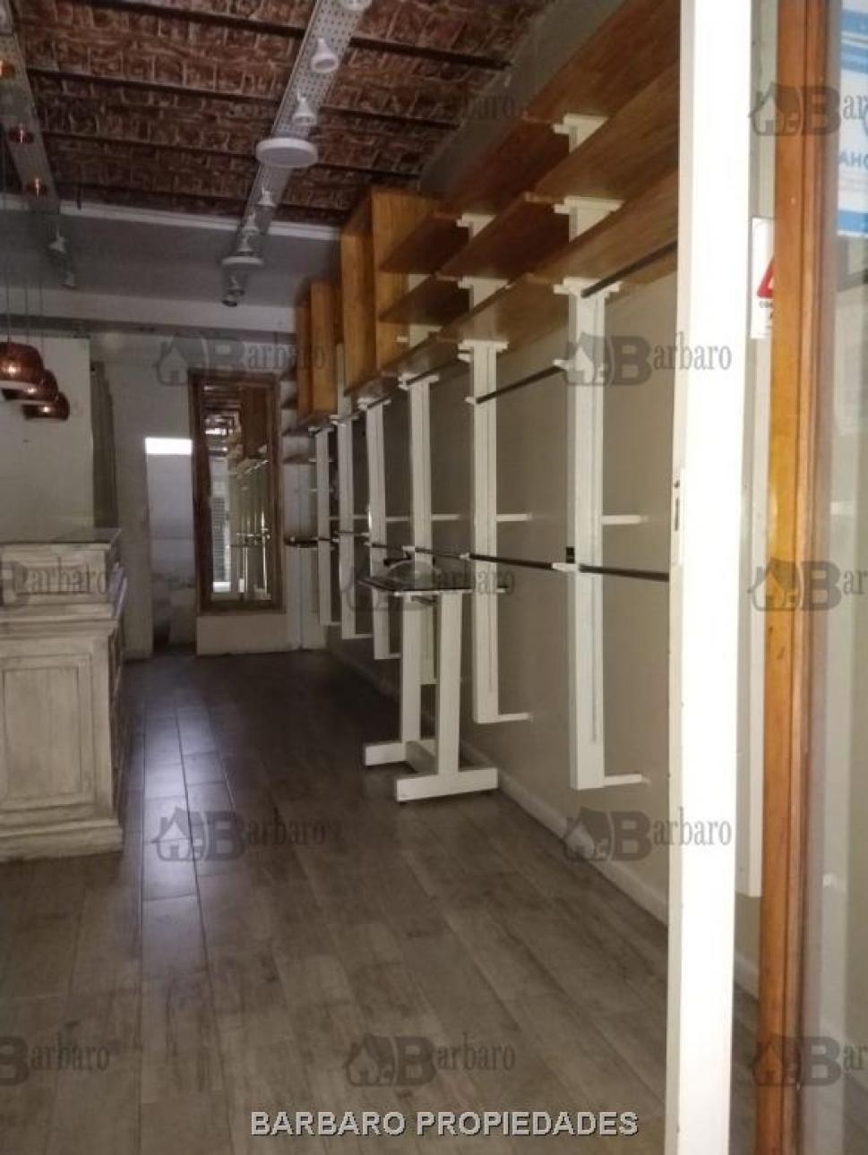 BARBARO ALQUILA LOCAL EN LA PEATONAL BELGRANO SAN MARTIN