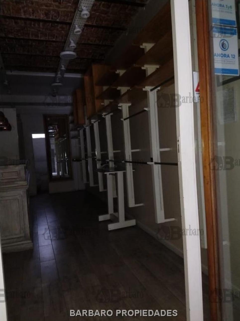 BARBARO ALQUILA LOCAL EN LA PEATONAL BELGRANO SAN MARTIN