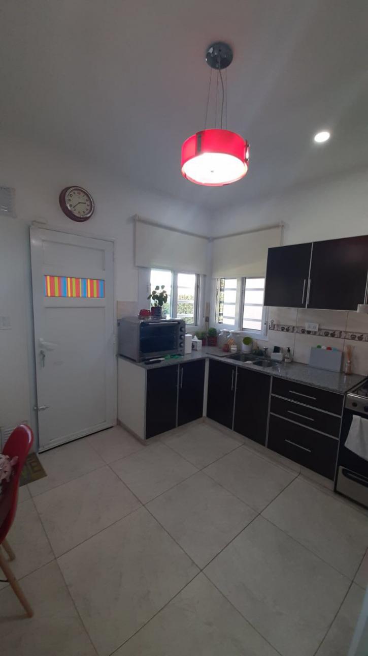 HERMOSA CASA EN VENTA EN BARRIO PATAGONIA. UBICADA EN RAMÓN