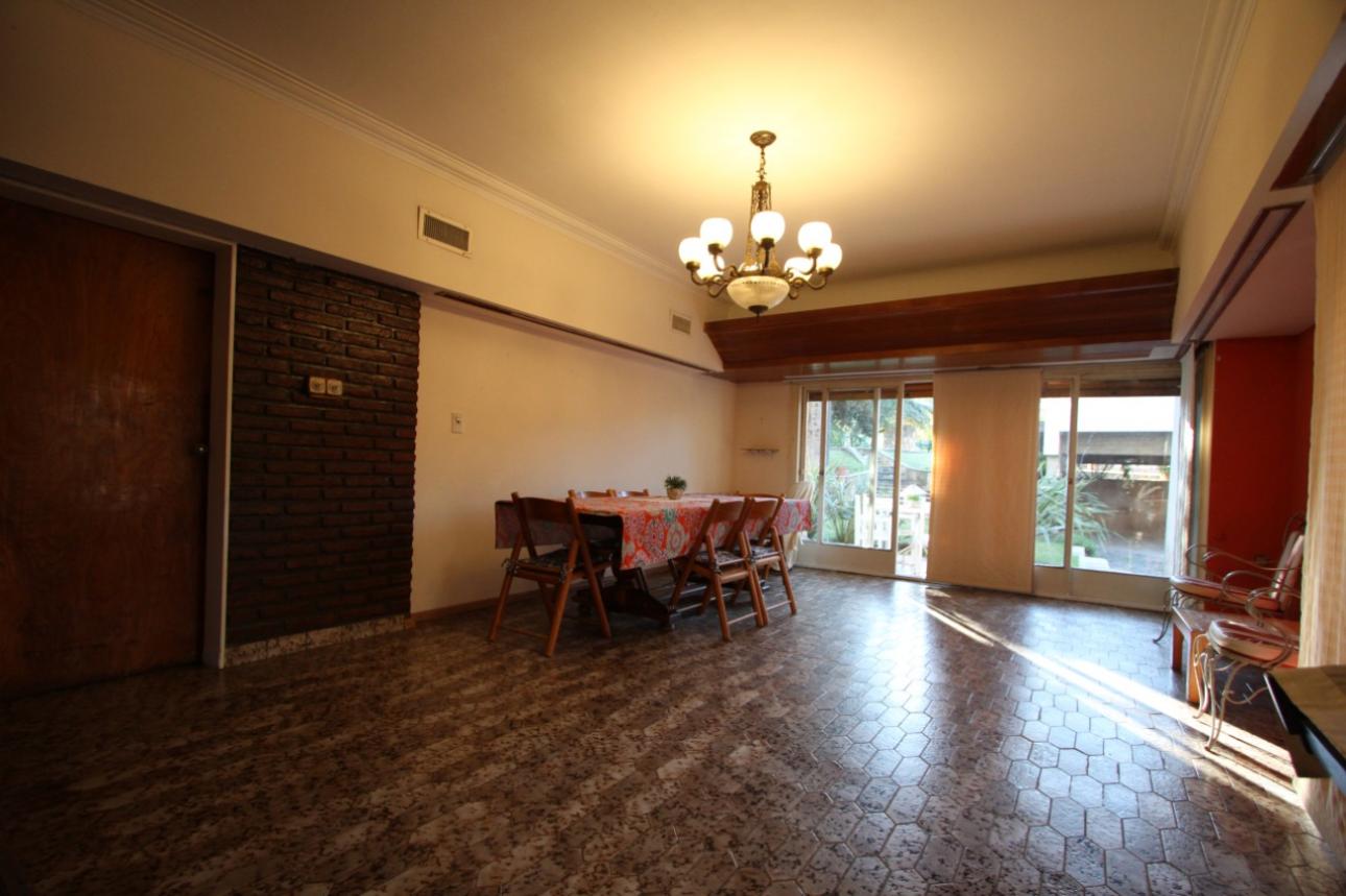 CASA EN VENTA, BARRIO PALIHUE , LOTE 1166M2
