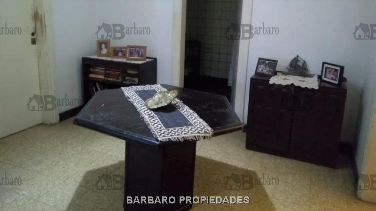 BARBARO VENDE CASA EN SAN MARTIN
