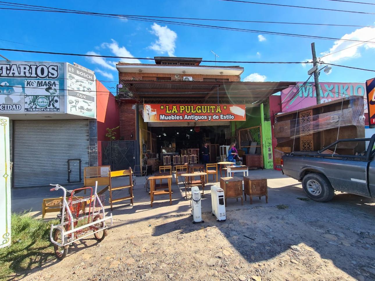 Amplio local + 2 viviendas sobre Av. Yrigoyen al 21300, Glew