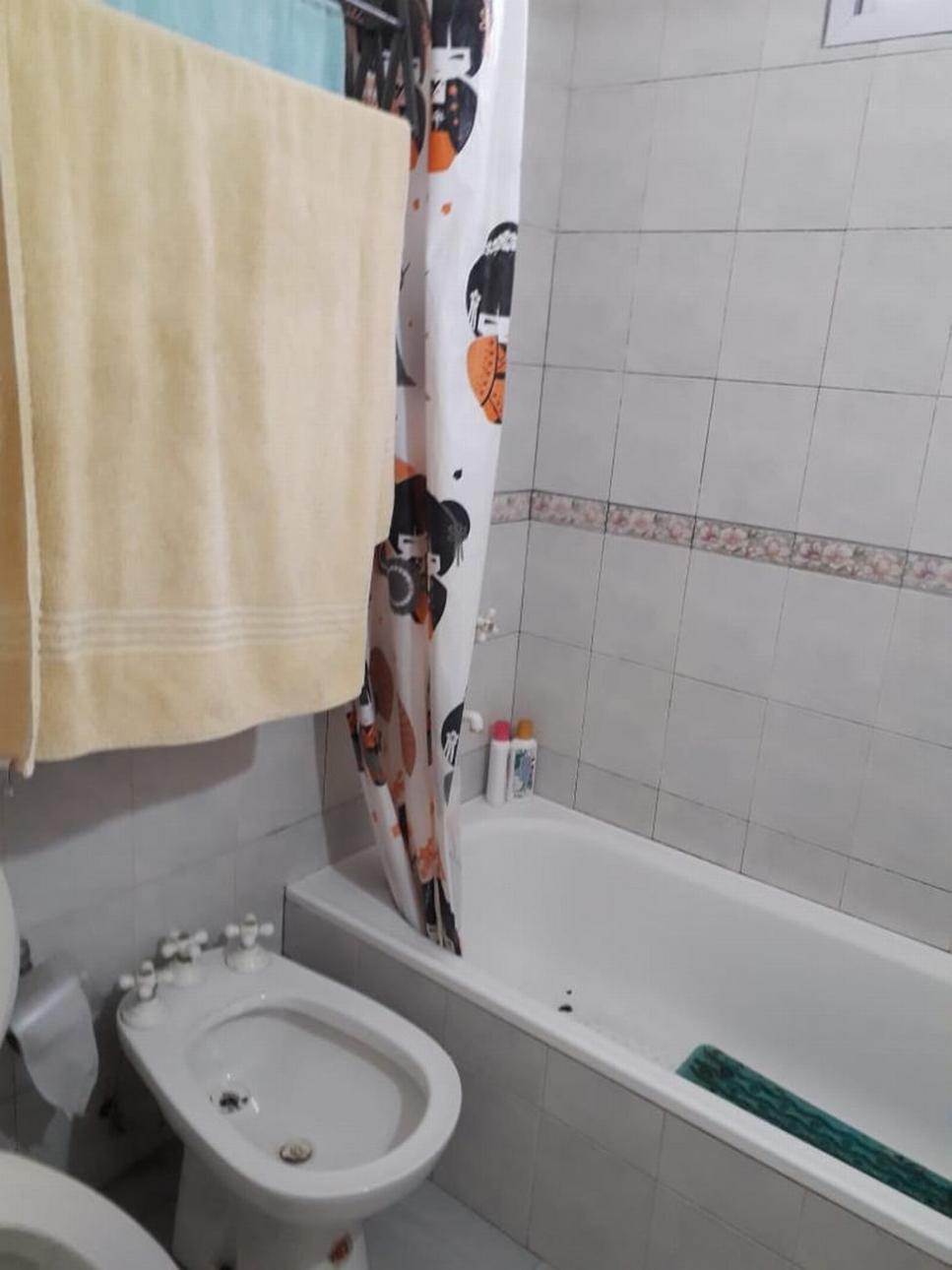 Departamento de tres ambientes en venta en Haedo Norte