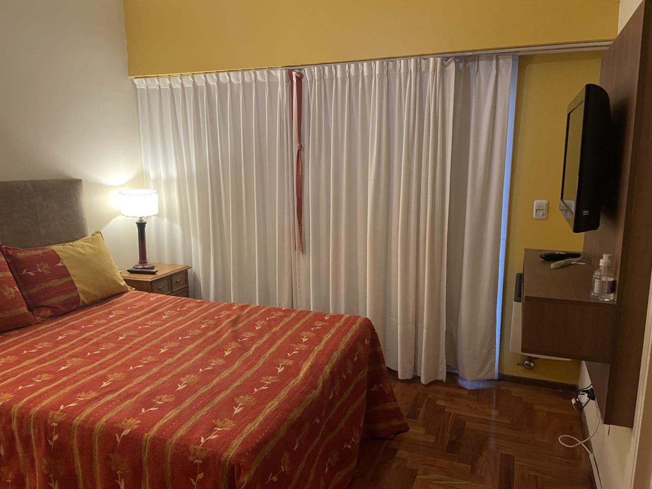 Excelente departamento al frente de 3 ambientes