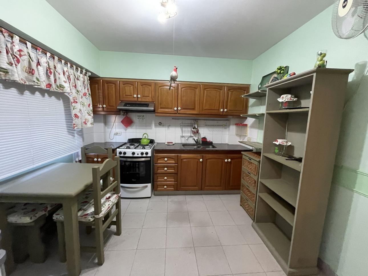 Excelente departamento al frente de 3 ambientes
