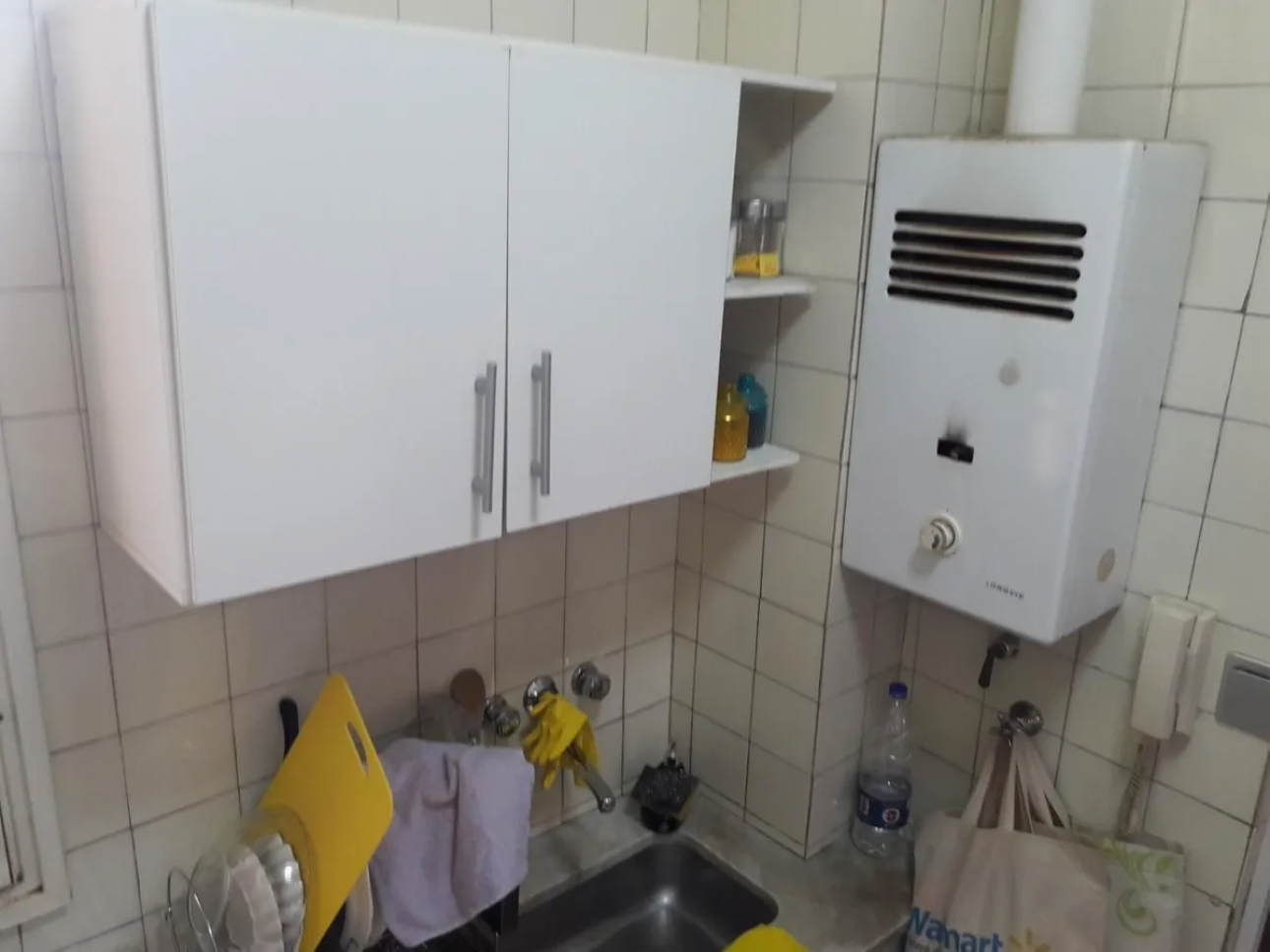 Depto. De 3 Amb. Piso 2 por Escalera,sin Expensas!