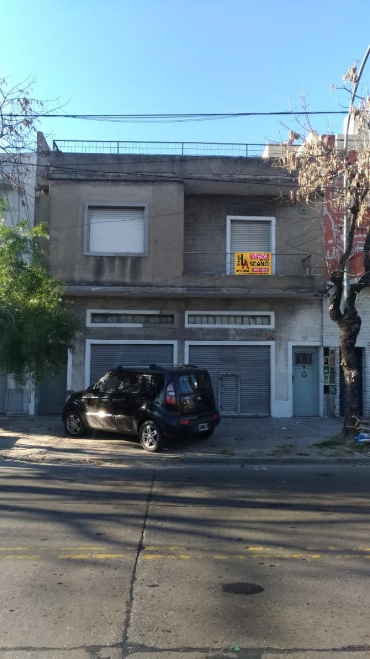 Depto reformardo sobre Av. Gral. San Martin, Lanus Oeste
