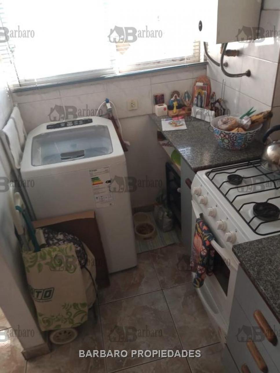 BARBARO VENDE DEPTO EN SAN MARTIN CENTRO