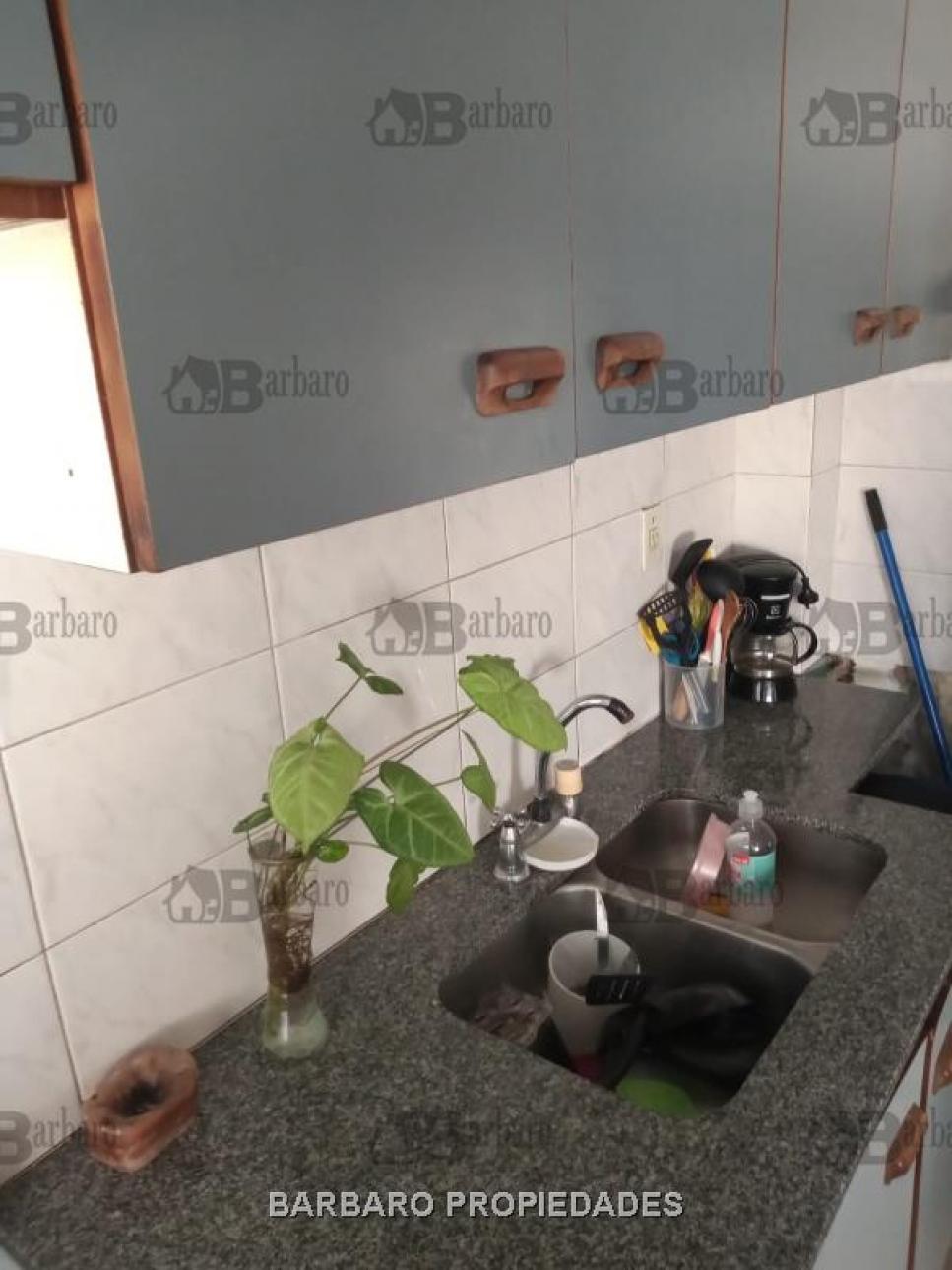BARBARO VENDE DEPTO EN SAN MARTIN CENTRO