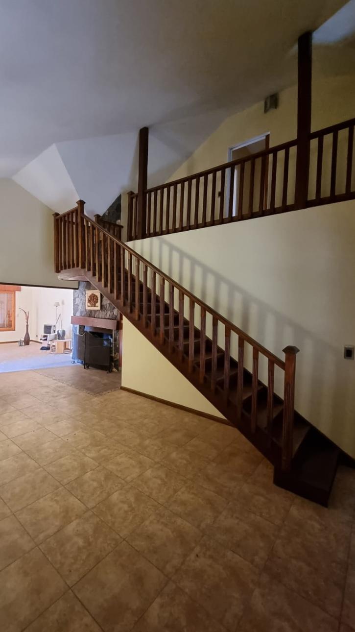 Magnifica Vivienda en Venta con costa de arroyo