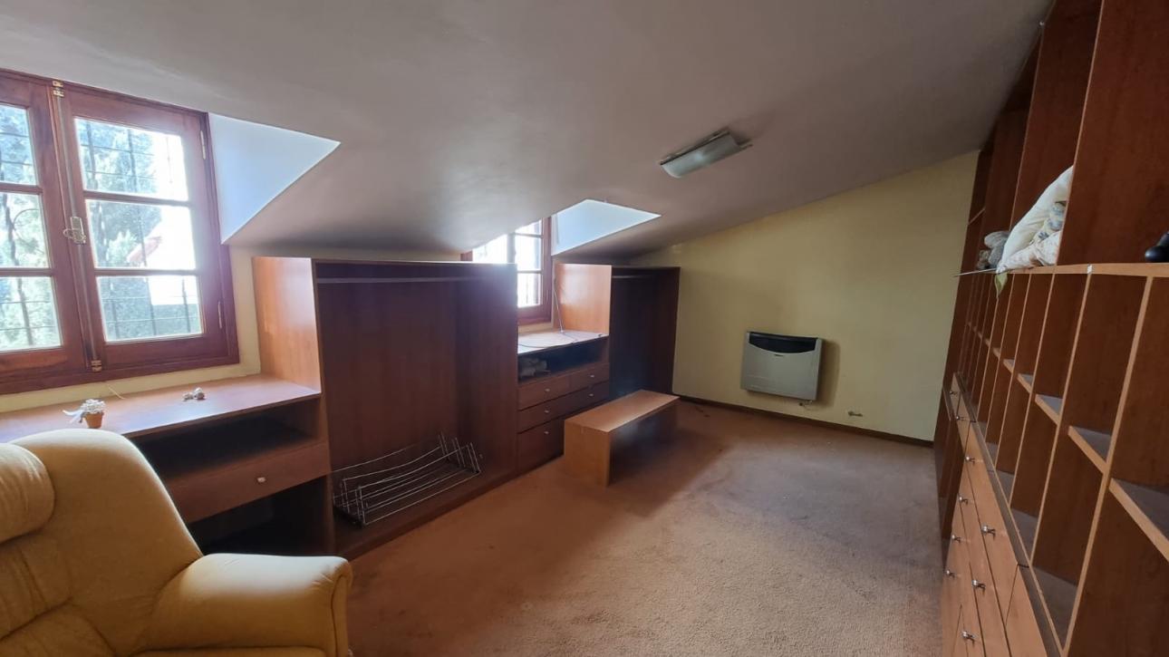 Magnifica Vivienda en Venta con costa de arroyo