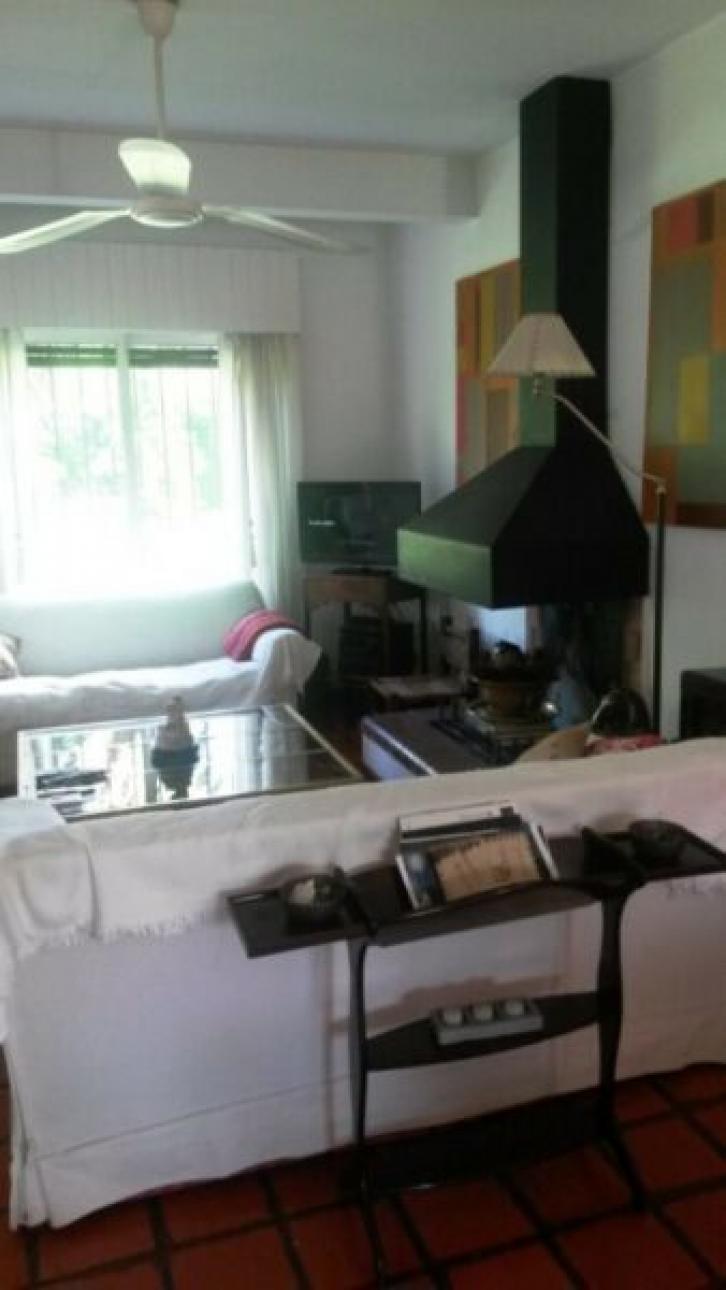 VENDO CASA QUINTA EN BARRIO LINKS DE EZEIZA