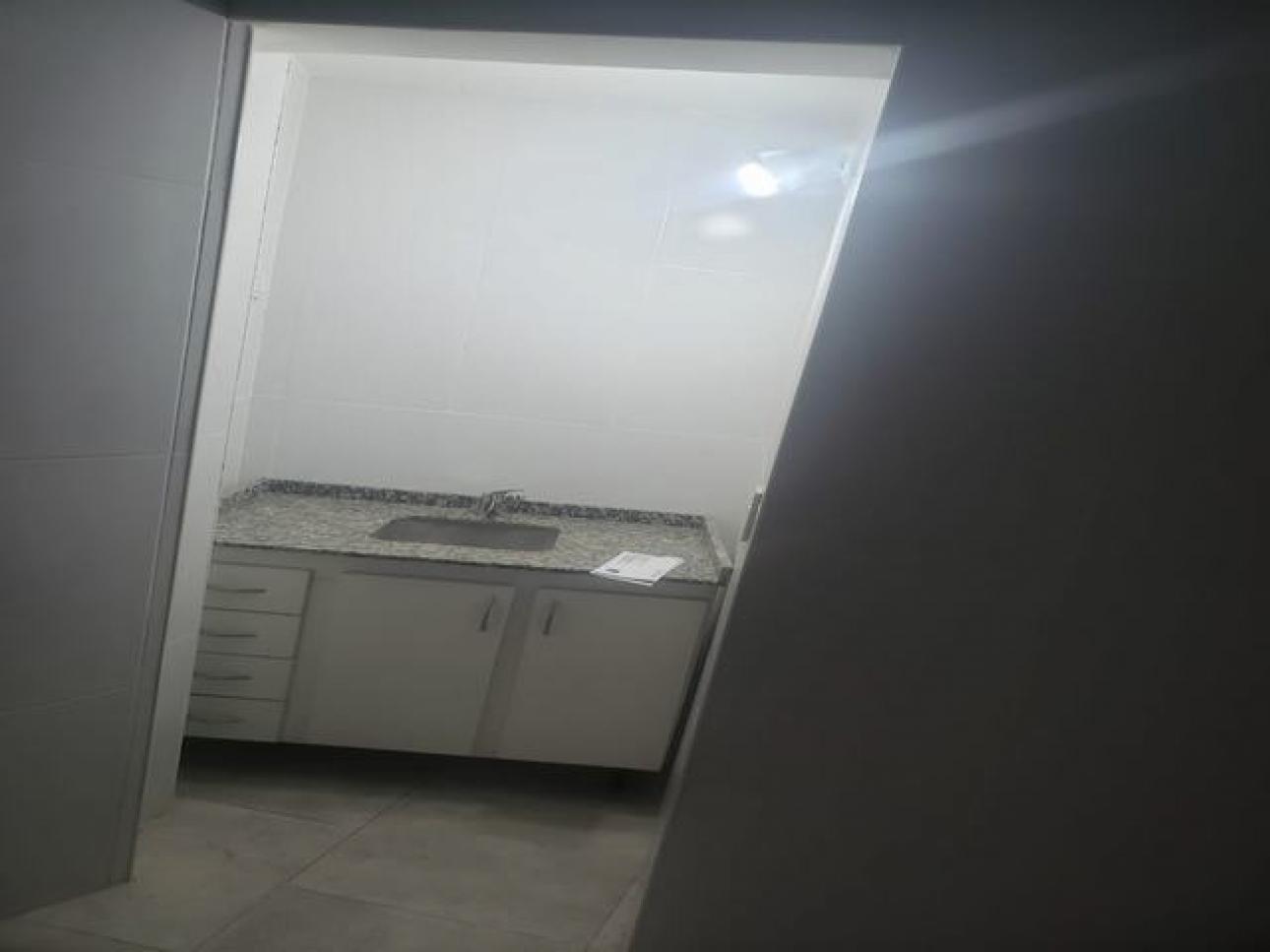 LOCAL 70M2 EN LOMA HERMOSA