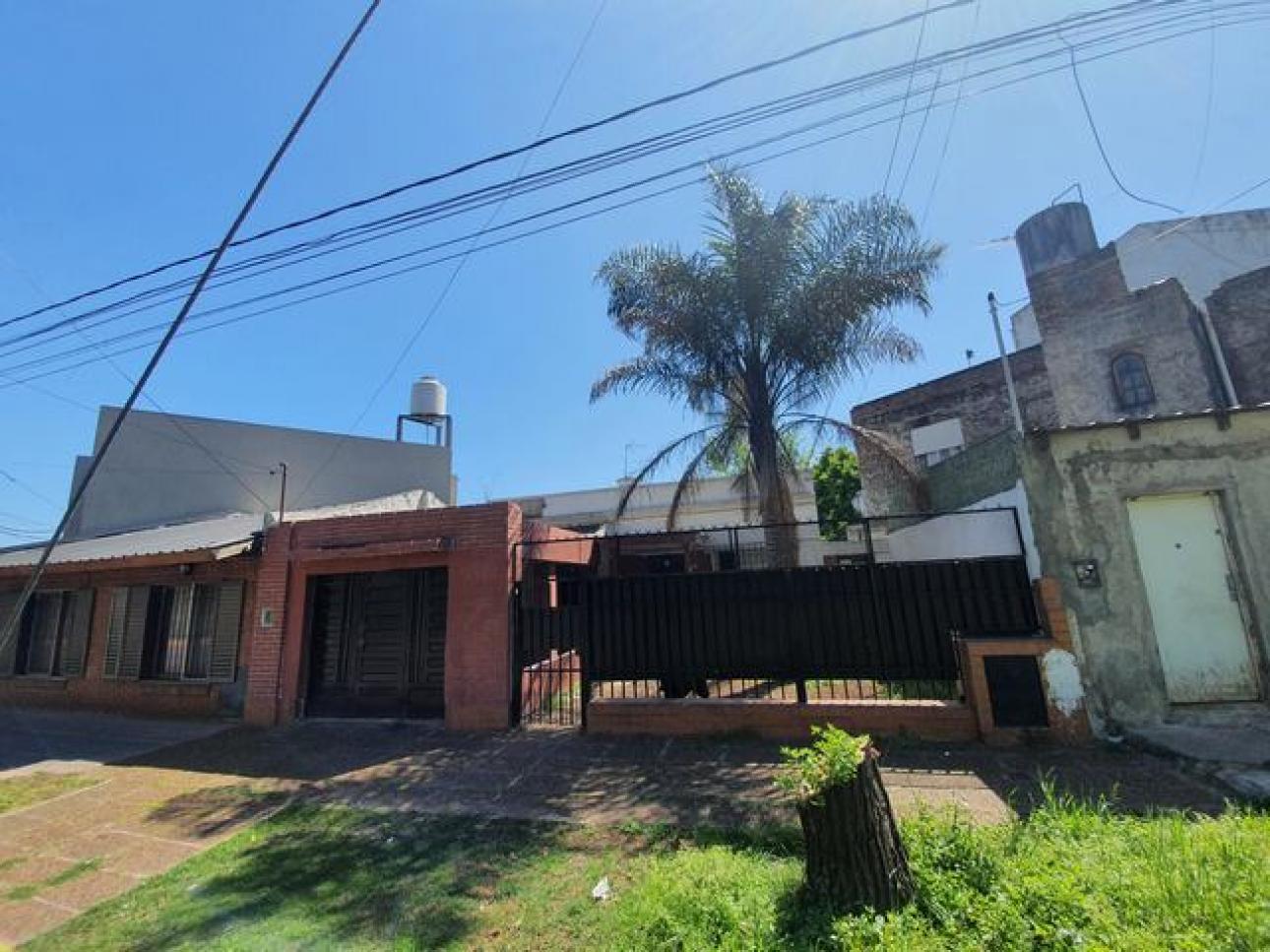 CASA A RECICLAR EN LOTE DE 250M2 MARTIN CORONADO